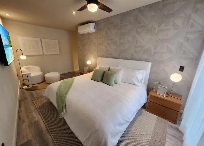 Apartment Ameth - Stylish Downtown With Rooftop Pool & Gym